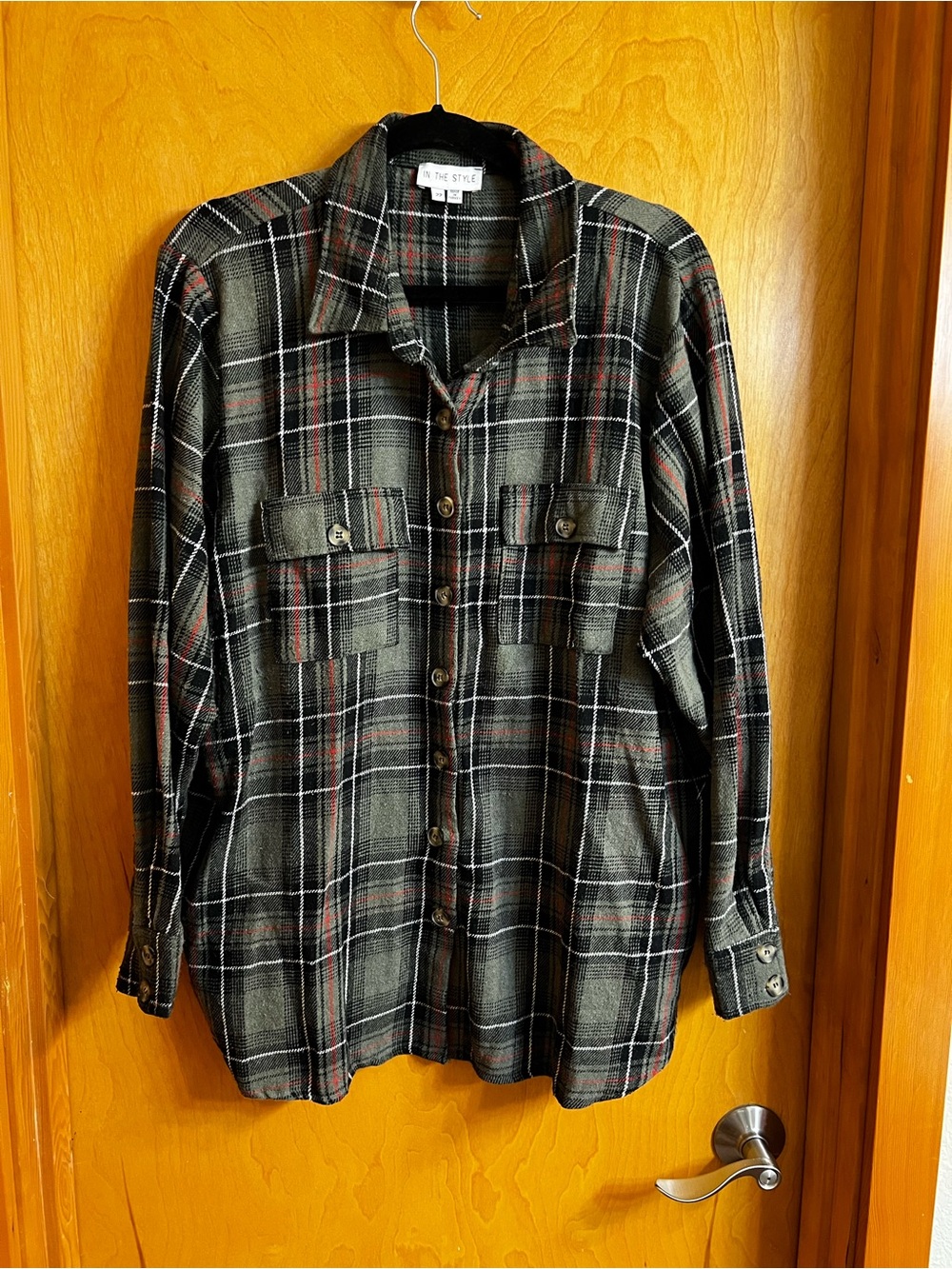 In The Style Women's Green & Black Plaid Button-Front Shacket